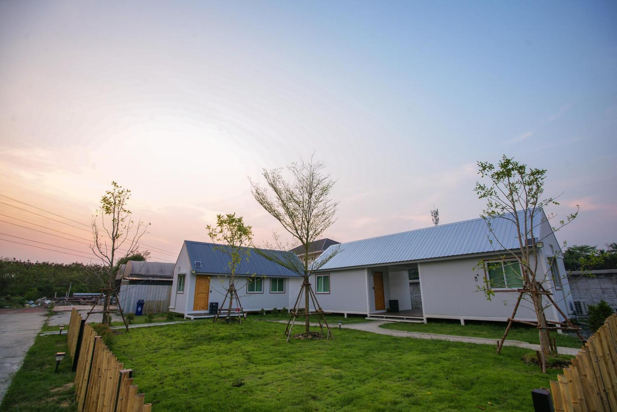 Barn Sampran Resort บ้านสามพรานรีสอร์ท นครปฐม ภายนอก รูปภาพ