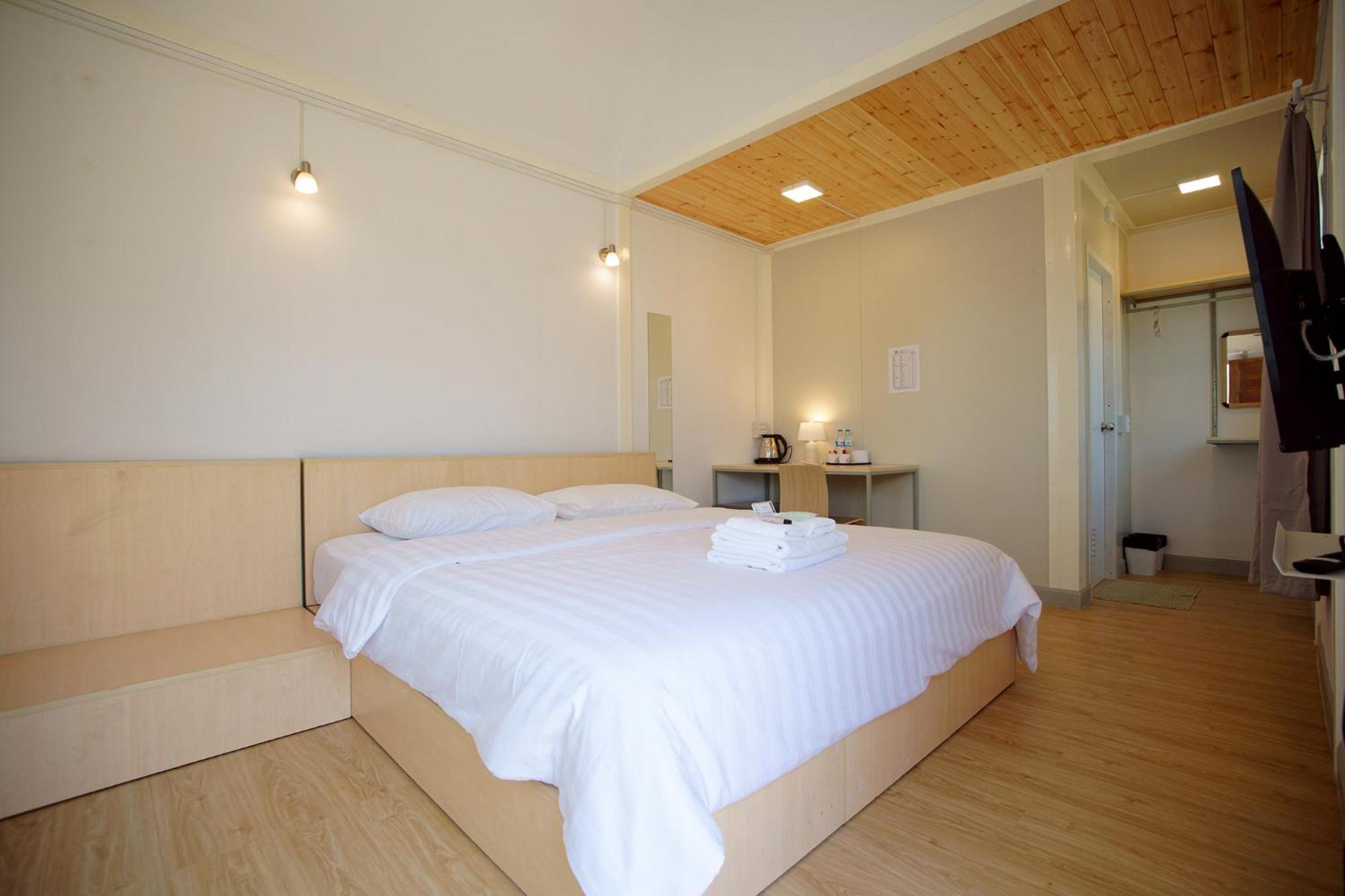 Barn Sampran Resort บ้านสามพรานรีสอร์ท นครปฐม ภายนอก รูปภาพ